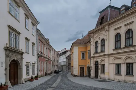 Od 1. ledna 2027 by se v Soproni mohla rozšířit placená parkovací zóna